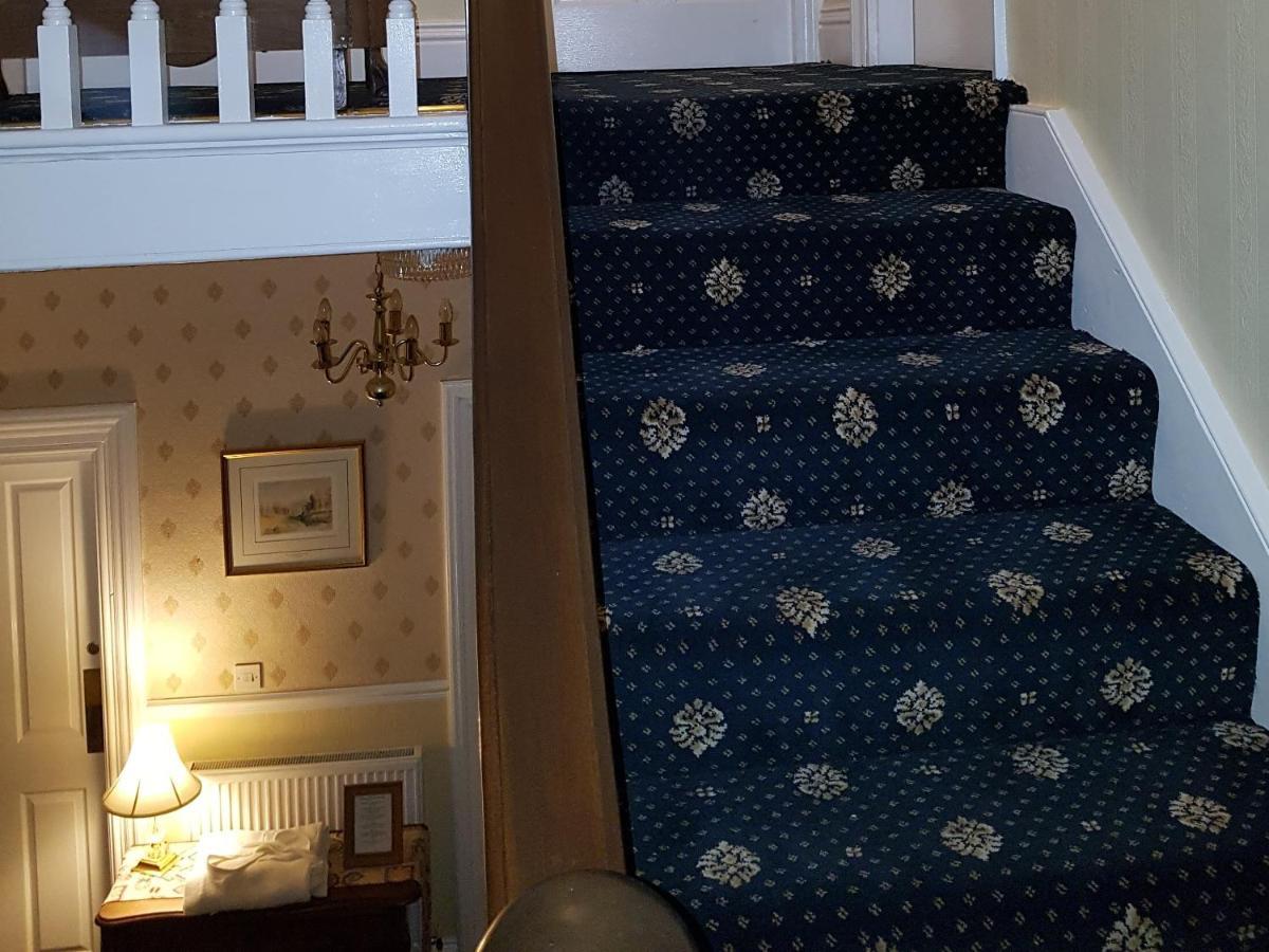 Crescent Lodge Guest House Whitby Dış mekan fotoğraf